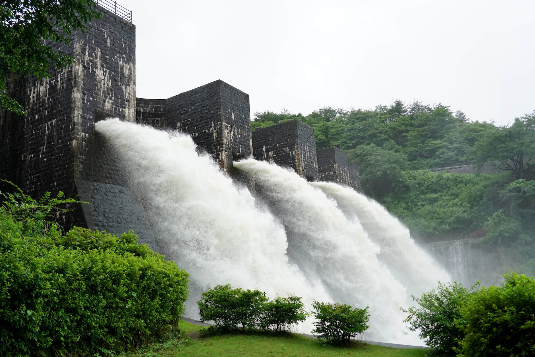 Dam Travel・ダイナミックな絶景を体感！巨大ダムをめぐる夏の旅 ～ TRAVEL│Harmony NEWS